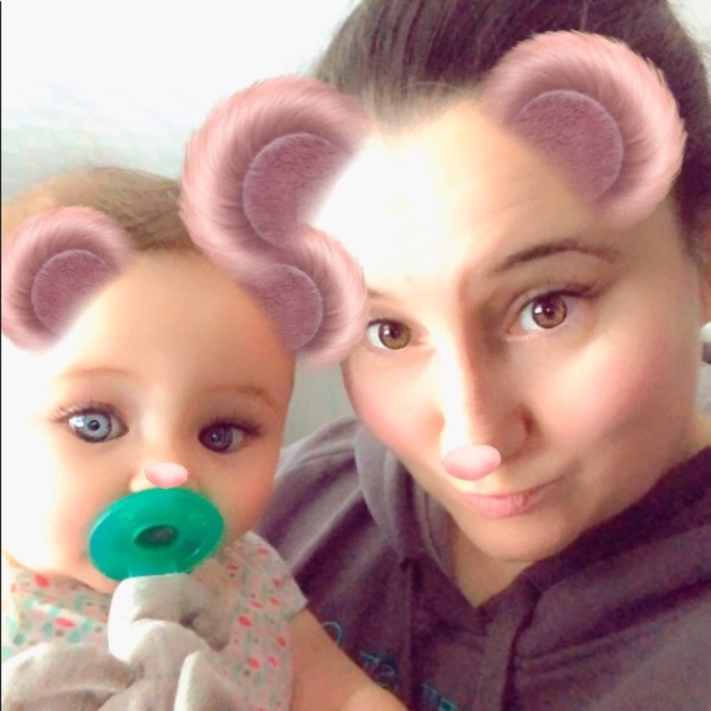 Meet your Posher, Ashley